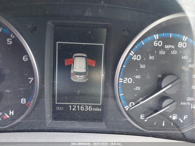 Toyota Rav4 Xle 2017 2T3RFREV7HW666438 Image 16