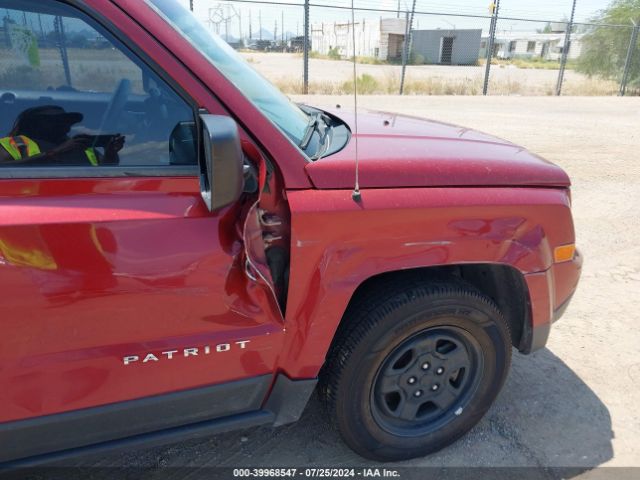 1C4NJPBB1ED827581 Jeep Patriot Sport