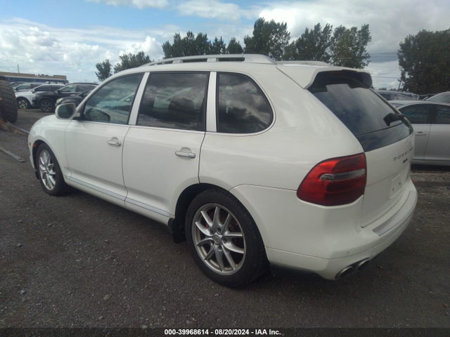2008 PORSCHE CAYENNE WP1AC29P98LA90524 Photo 2
