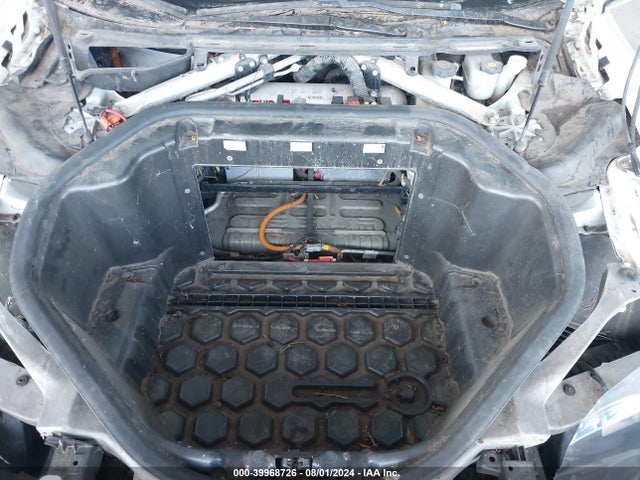 5YJSA1H16EFP35759 Tesla Model S P85