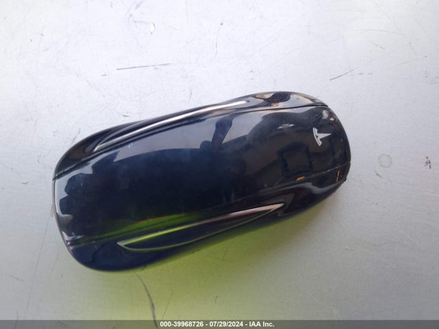 5YJSA1H16EFP35759 Tesla Model S P85