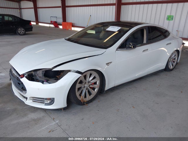 5YJSA1H16EFP35759 Tesla Model S P85