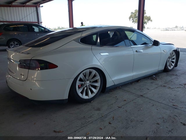 5YJSA1H16EFP35759 Tesla Model S P85