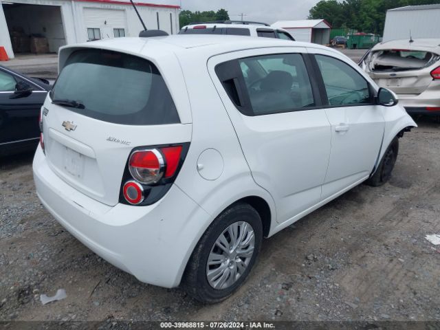 1G1JA6SG6F4185745 Chevrolet Sonic Ls Auto