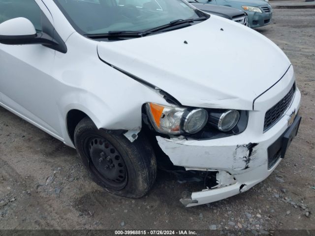 1G1JA6SG6F4185745 Chevrolet Sonic Ls Auto