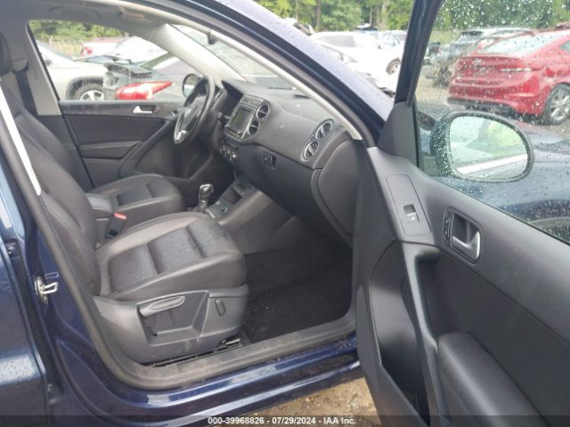 WVGBV7AX4GW580385 Volkswagen TIGUAN SE