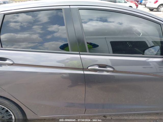 3HGGK5H4XLM707400 Honda FIT LX