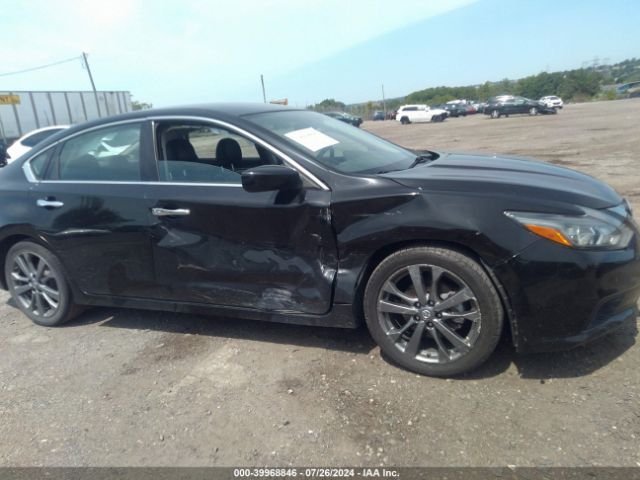 1N4AL3AP4JC221146 Nissan Altima 2.5 Sr