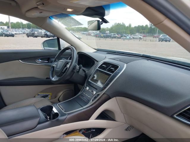 2LMPJ6K90KBL25212 Lincoln Nautilus Select