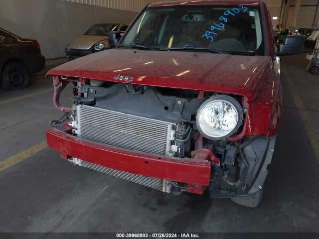 1C4NJRBB3HD165387 Jeep Patriot Sport 4x4