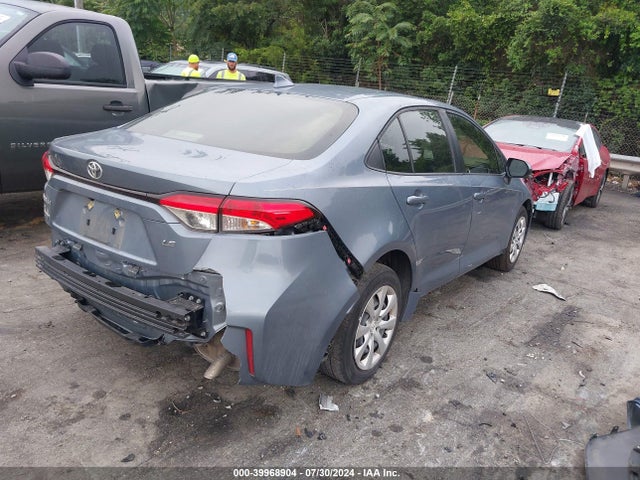 Toyota COROLLA LE 2022 JTDEPMAE9NJ224890 Image 4