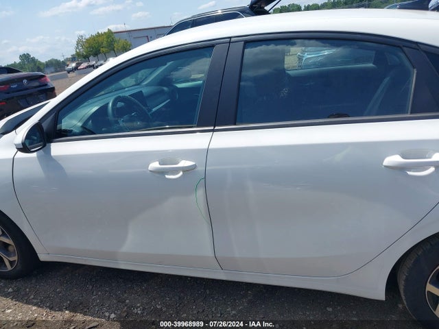 KIA Forte Lxs 2021 3KPF24AD1ME274169 Image 14