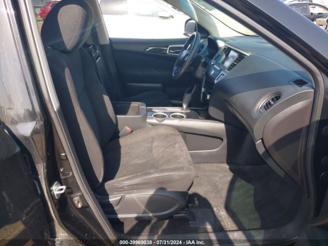 5N1AR2MN6GC636910 Nissan Pathfinder S