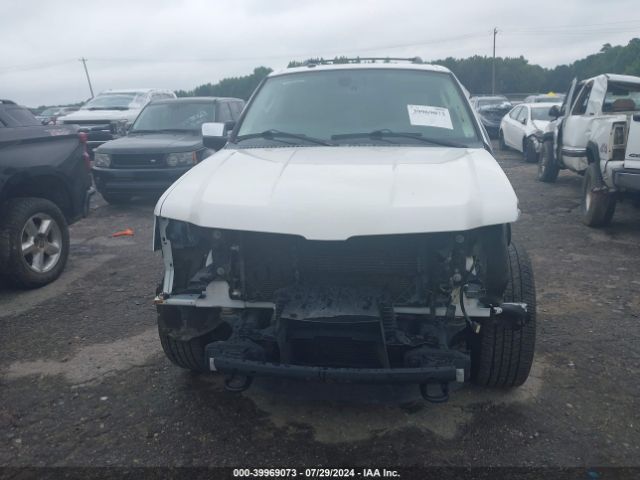 5LMJJ3LT3GEL09900 Lincoln Navigator L Reserve