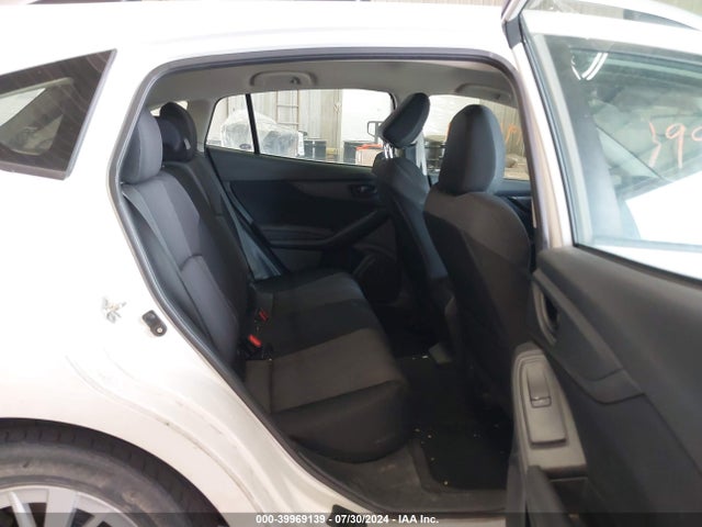 Subaru Impreza 2.0i Premium 2018 4S3GTAD63J3724159 Image 8