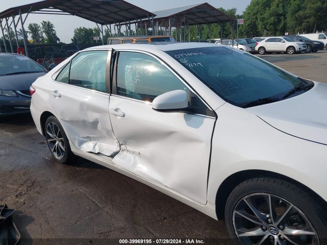 4T1BF1FK6HU287026 Toyota CAMRY XSE
