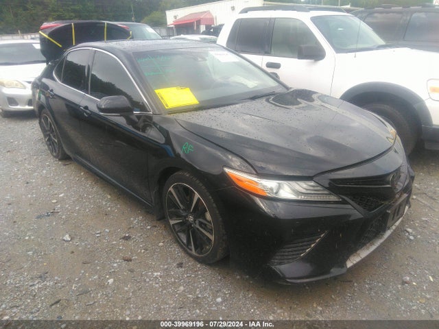 Toyota CAMRY XSE 2018 4T1B61HK4JU151688 головне зображення