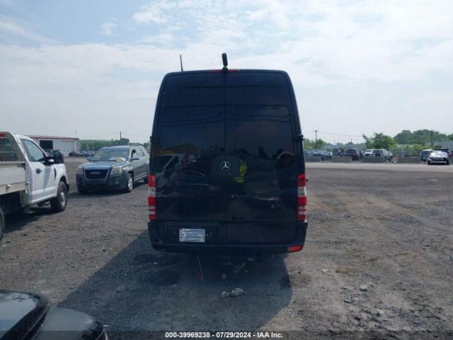 WD3PE8CC4F5968208 Mercedes-Benz Sprinter 2500 High Roof