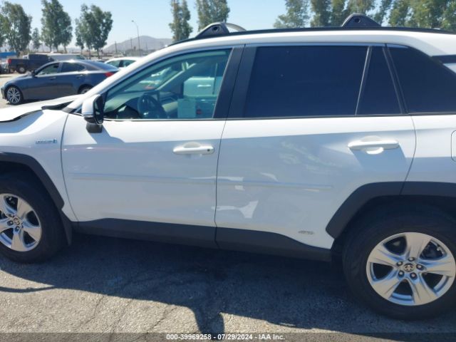 2T3RWRFV8MW109272 Toyota Rav4 Hybrid Xle