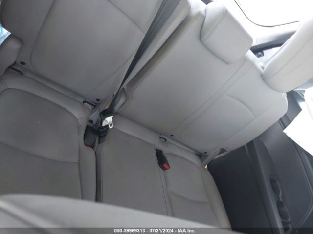5FNRL6H89NB037696 Honda Odyssey Touring