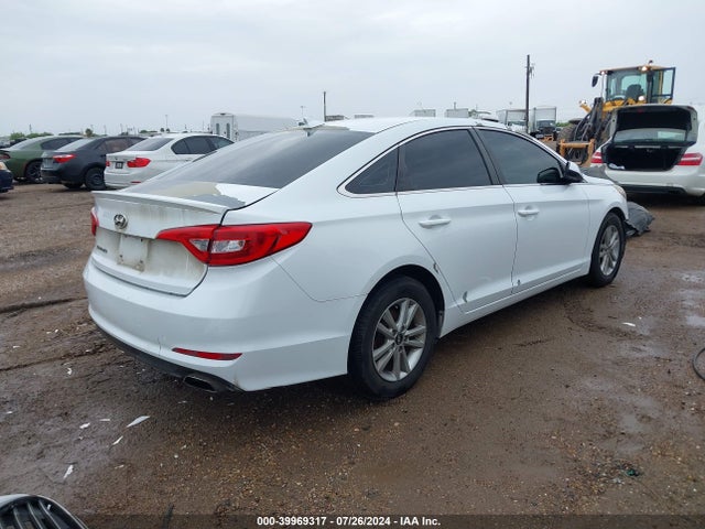Hyundai SONATA SE 2015 5NPE24AF7FH134056 Image 4