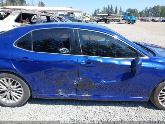 4T1B21HK5JU504399 Toyota Camry Hybrid Xle