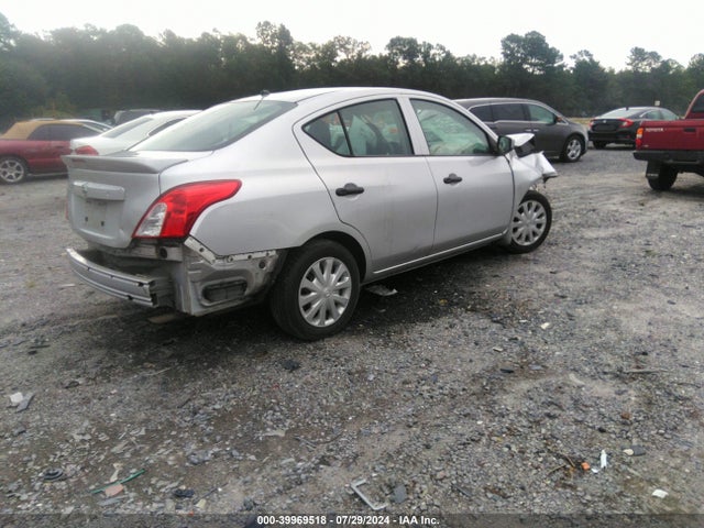Nissan Versa 1.6 S+ 2017 3N1CN7AP8HL897363 Image 4