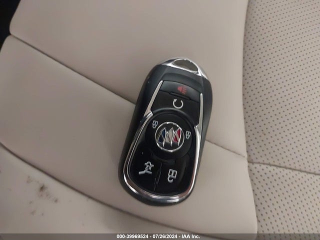 5GAEVBKWXPJ156802 Buick Enclave Premium Awd