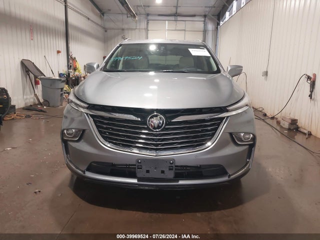 5GAEVBKWXPJ156802 Buick Enclave Premium Awd