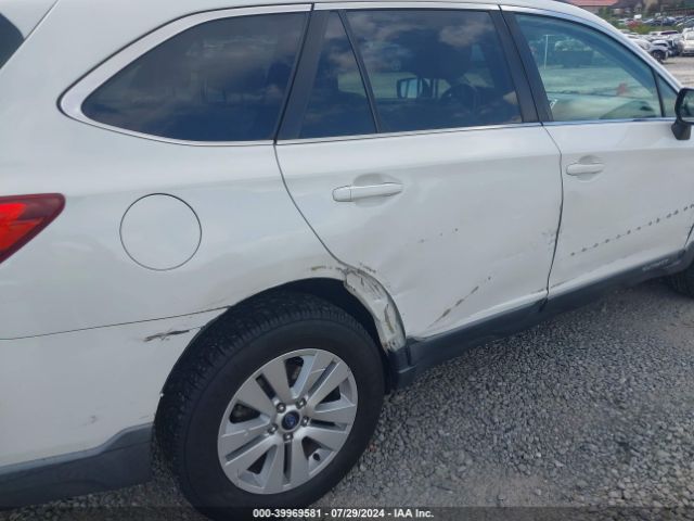 4S4BSAFC8H3284932 Subaru Outback 2.5i Premium