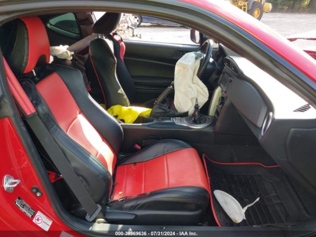 JF1ZNAA13F9700935 Scion FR-S