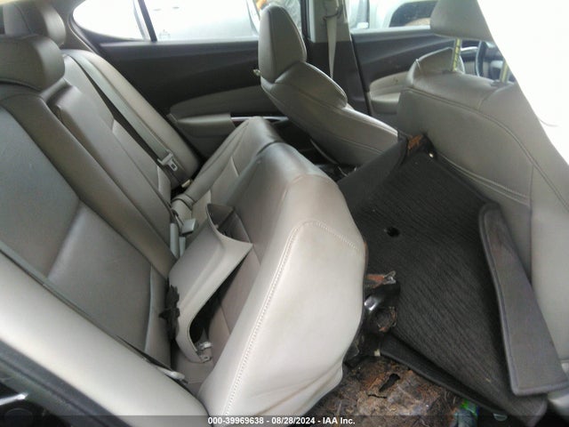 19UUB1F59GA012268 Acura TLX TECH