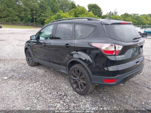 1FMCU0JD4HUA75108 Ford Escape Titanium