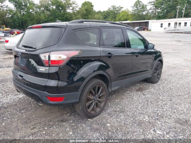 1FMCU0JD4HUA75108 Ford Escape Titanium