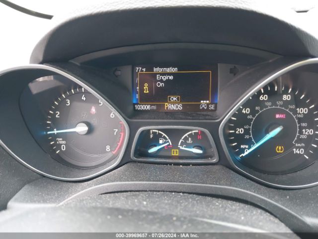1FMCU0JD4HUA75108 Ford Escape Titanium