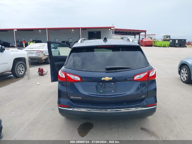 3GNAXJEV9JL105447 Chevrolet EQUINOX LT