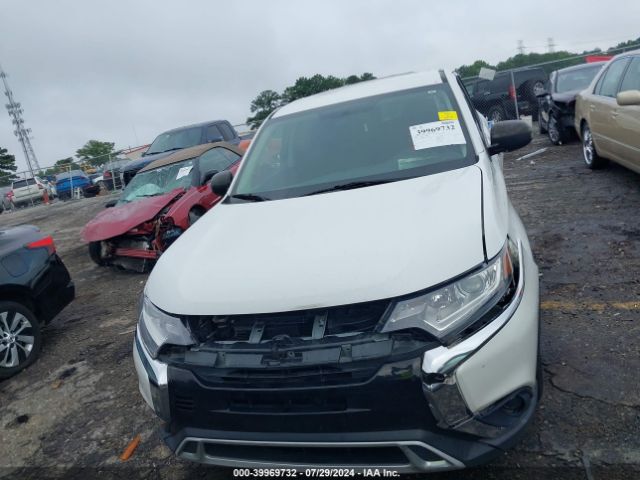 JA4AD2A30KZ017208 Mitsubishi Outlander Es