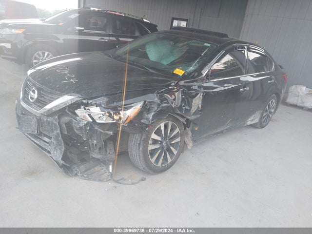 Nissan Altima 2.5 Sv 2018 1N4AL3AP6JC223402 Image 2