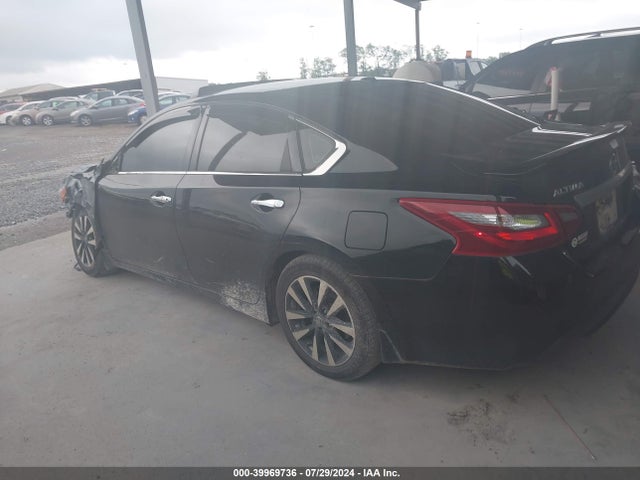 Nissan Altima 2.5 Sv 2018 1N4AL3AP6JC223402 Image 3