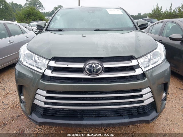 Toyota Highlander Le Plus 2019 5TDZZRFH8KS362656 Image 13