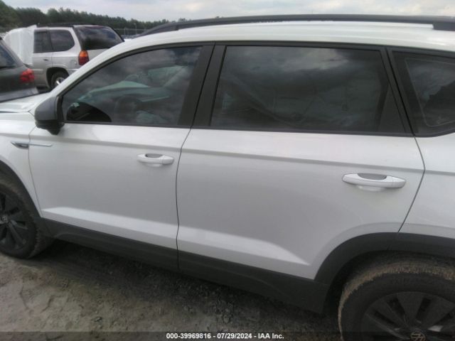 3VV5X7B2XRM058721 Volkswagen Taos 1.5t S