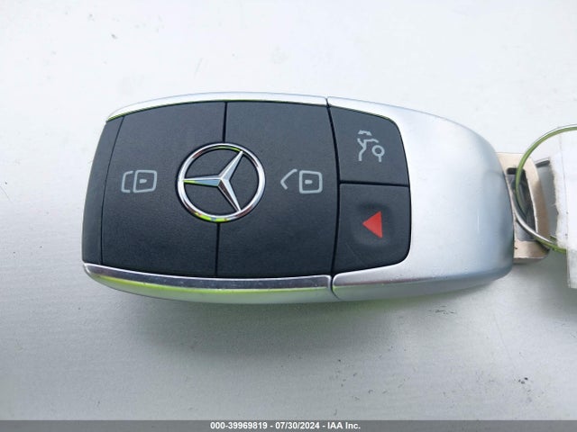 WDD3G4EB3KW032652 Mercedes-Benz A 220