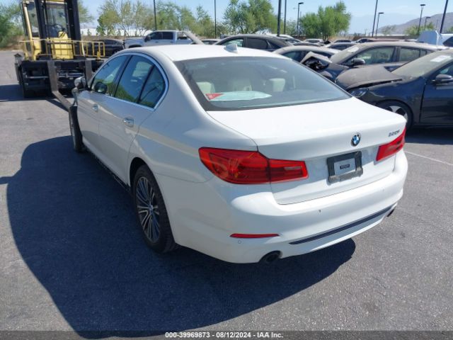 WBAJA5C57JG899855 BMW 530I