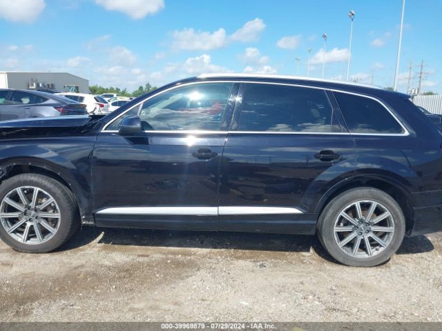 WA1LHAF72JD027138 Audi Q7 2.0t Premium