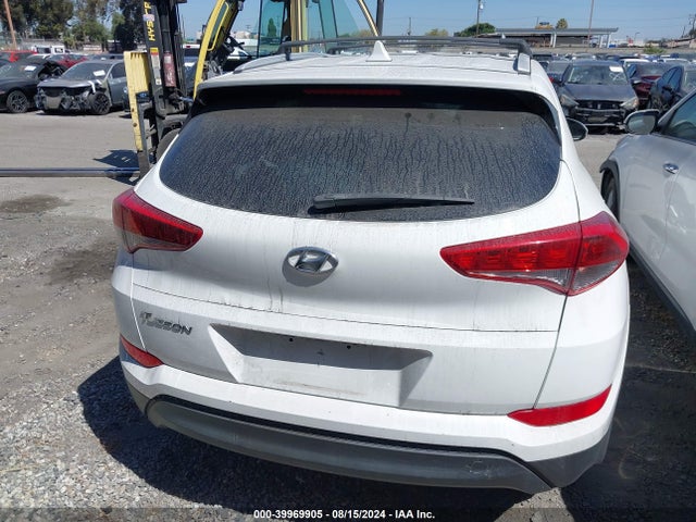 Hyundai TUCSON SEL 2018 KM8J33A42JU627660 Image 16