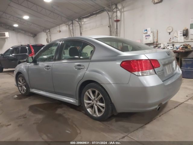 4S3BMBA65E3017104 Subaru Legacy 2.5i