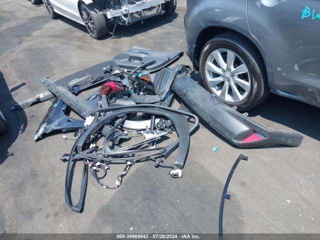 JTHP9JBHXL2026786 Lexus UX 250H