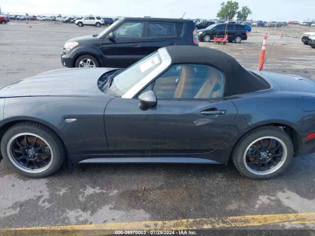 JC1NFAEK8H0102952 Fiat 124 Spider Lusso