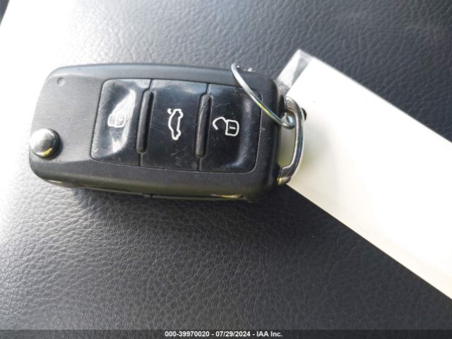 WVGAV7AXXGW616902 Volkswagen TIGUAN SE