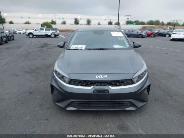 3KPF24AD7PE550603 KIA Forte Lxs